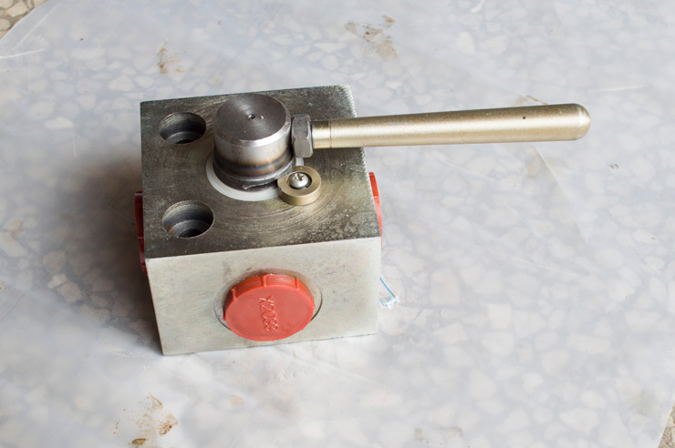 RL-2MCBF二馬達串并聯(lián)轉閥